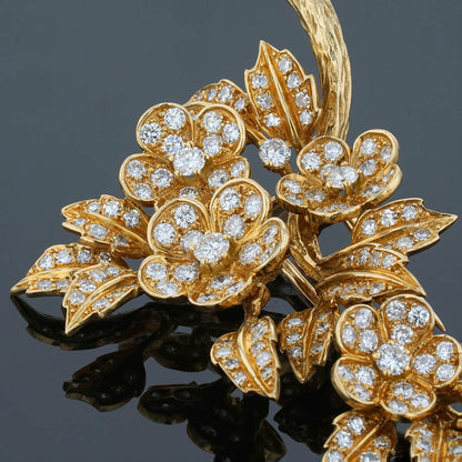 Boucheron diamonds and gold brooch