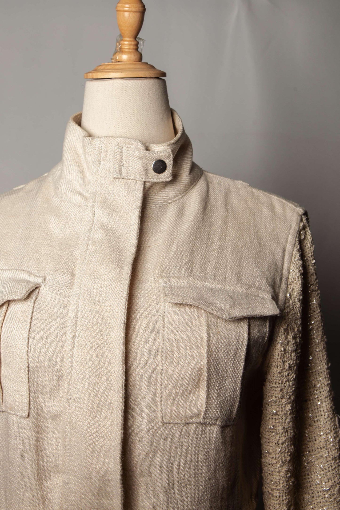 average generation love white jacket with high collar and textured sleeves