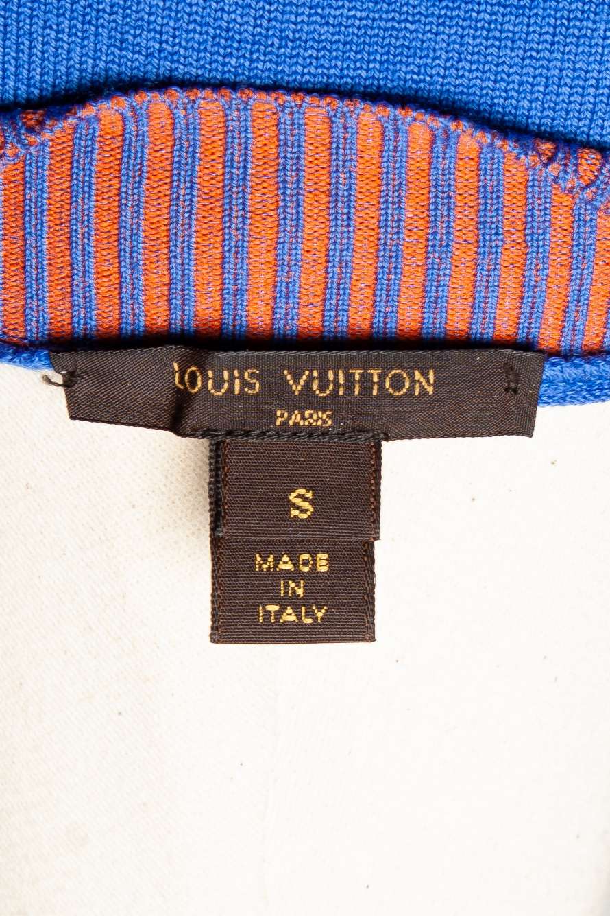 excellent louis vuitton blue angora wool top with abstract patterns