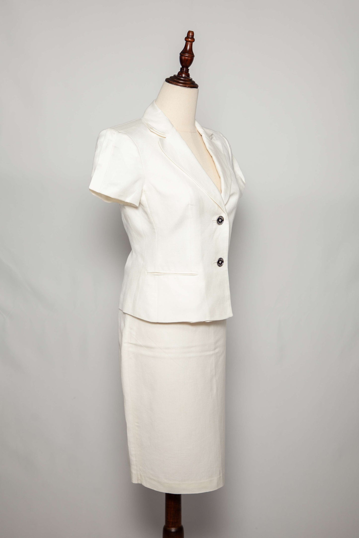 calvin klein white women's business suit xs excellent condition
