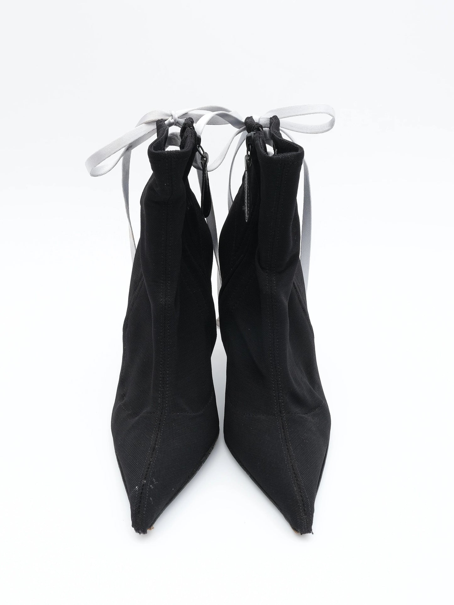 vicini black high-heeled shoes size 38 with lace-up detail