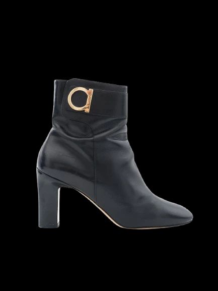 excellent salvatore ferragamo black leather ankle boots size 40