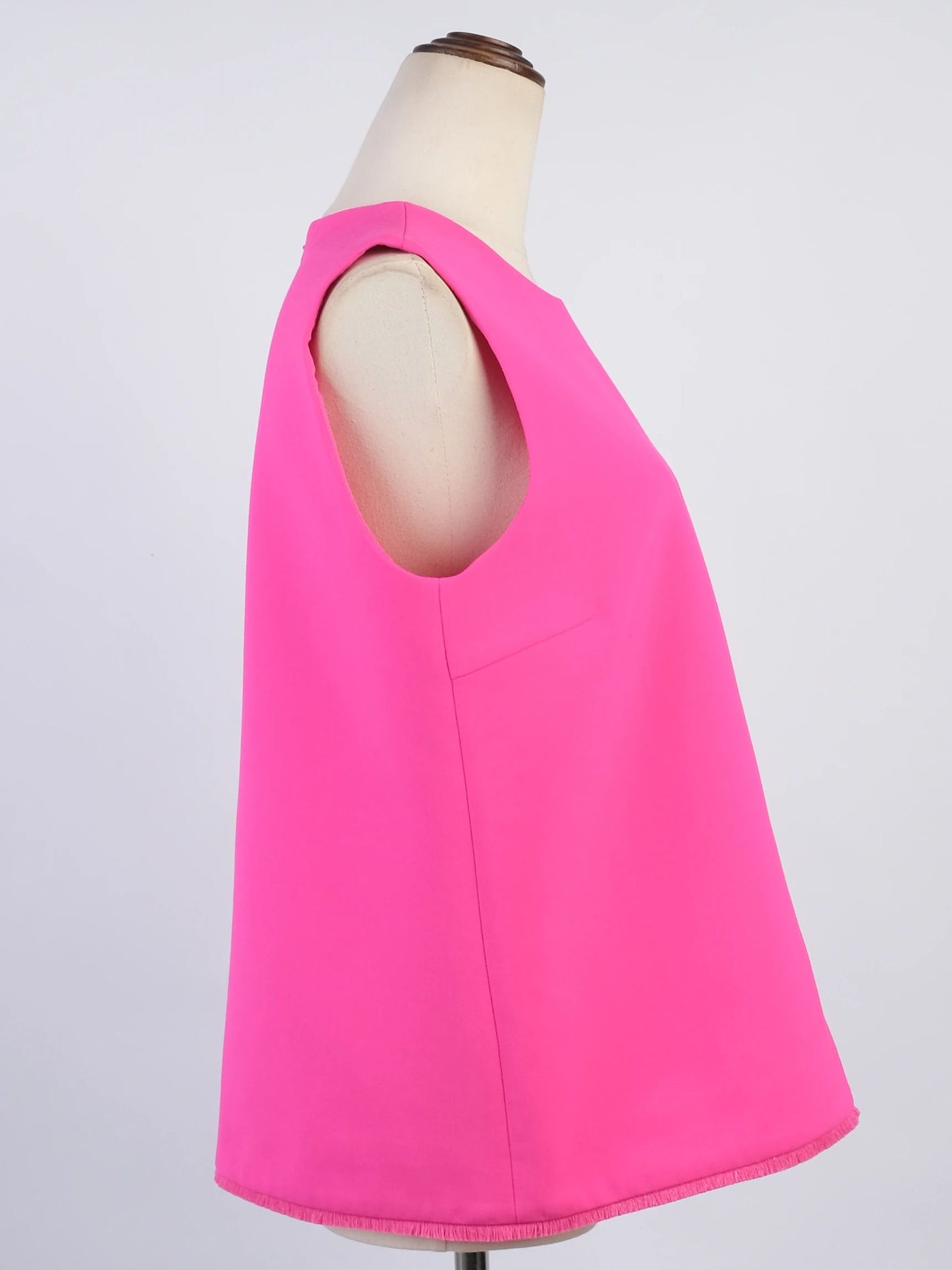 excellent victoria beckham pink sleeveless top size n/a