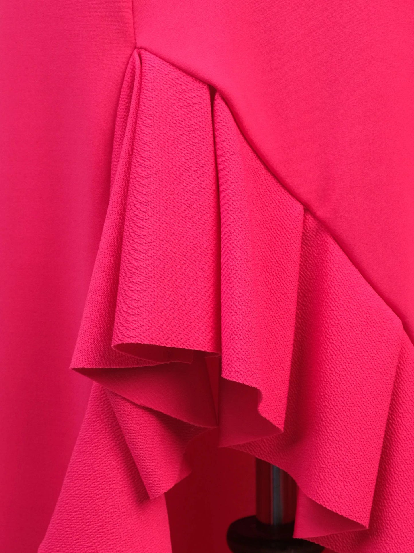 average condition maje pink ruffled sleeveless dress size xs