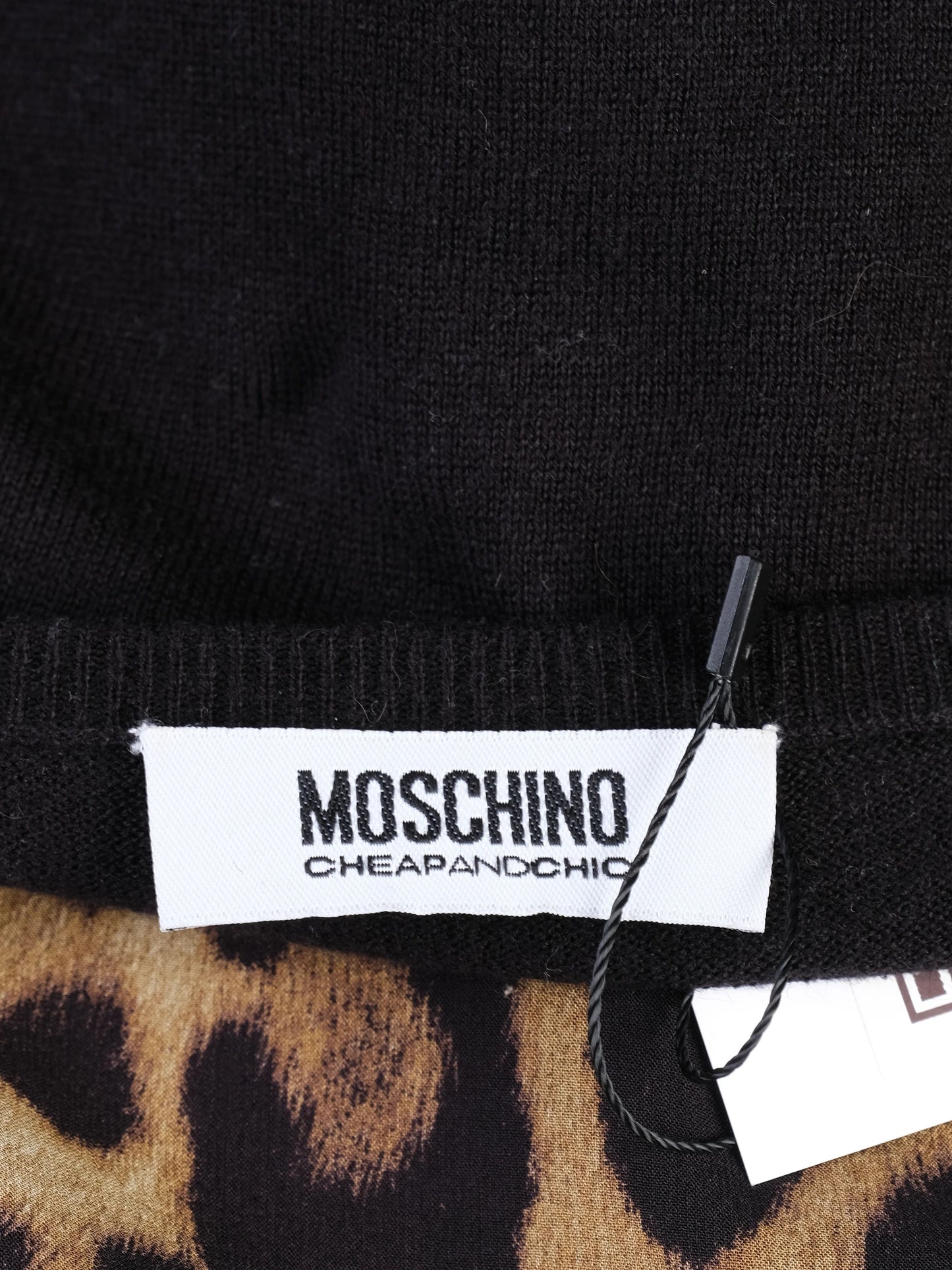 excellent moschino women's long sleeve leopard print silk top size l