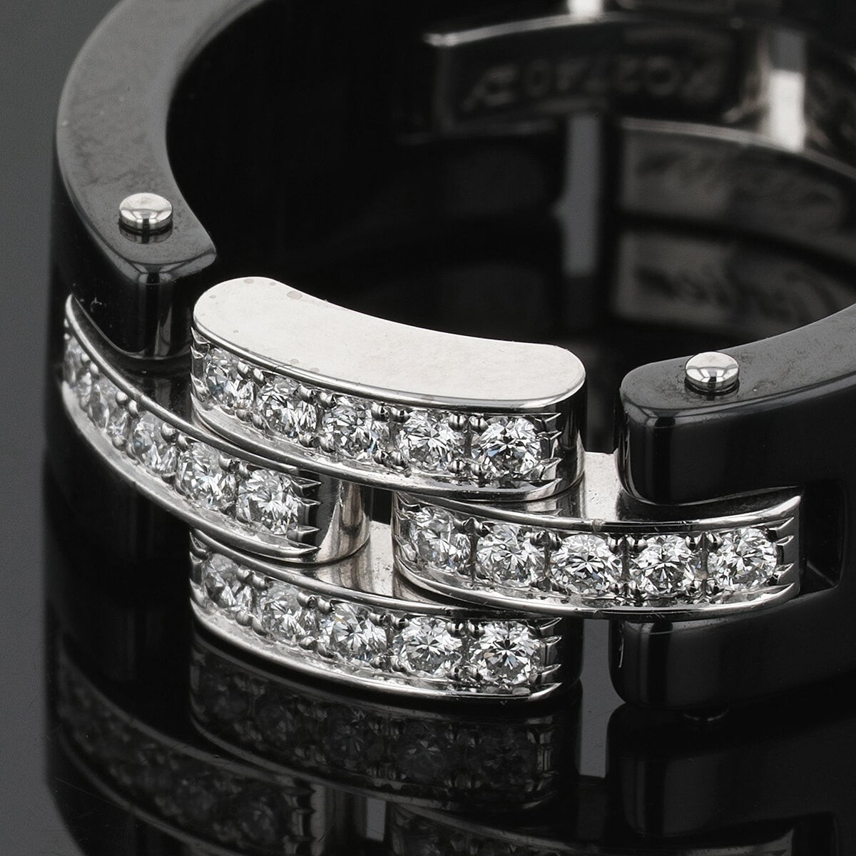 cartier maillon panthere ceramic, diamonds and gold ring