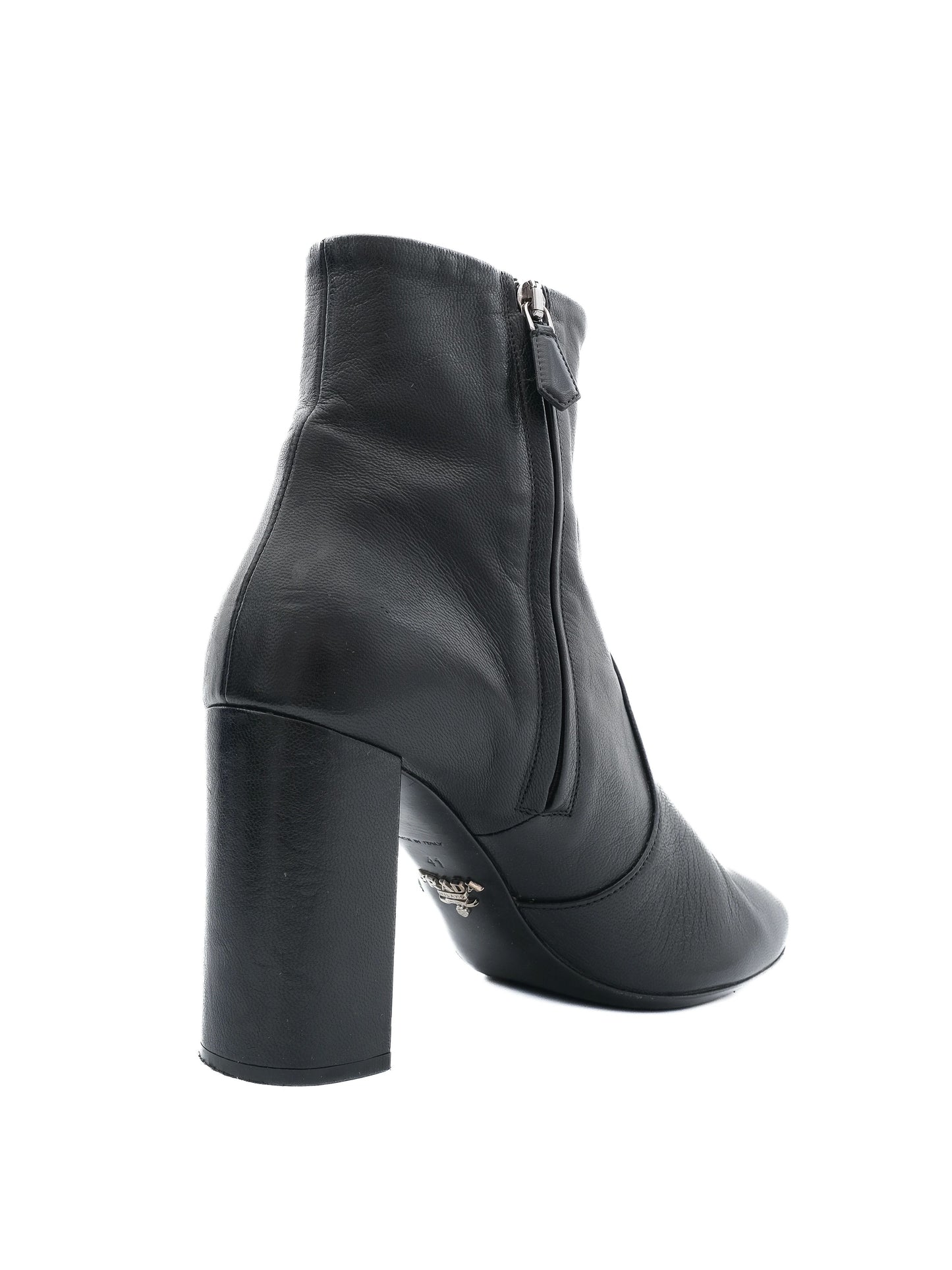 excellent prada black leather ankle boots size 41 with block heel