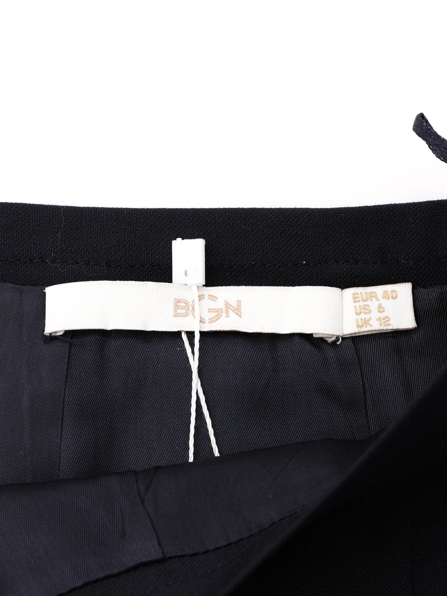 excellent bgn first navy blue wool pencil skirt size m