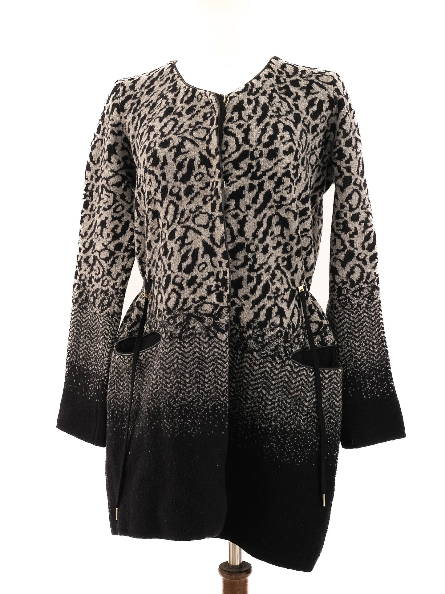 excellent escada women's coat gray black leopard pattern size xs