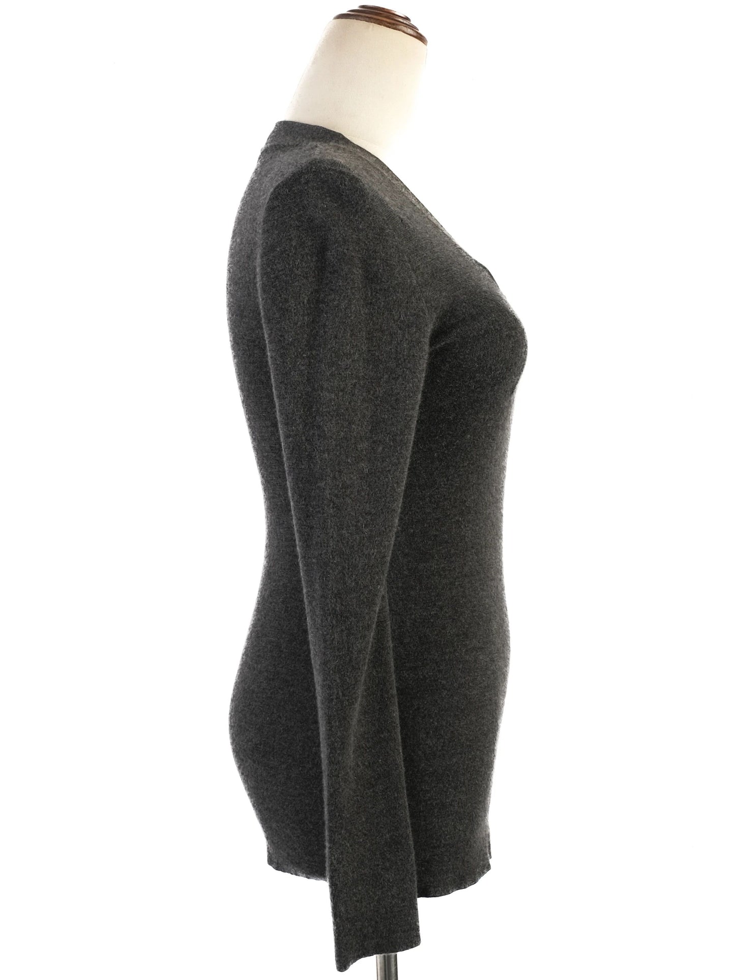 average brunello cucinelli gray silk v-neck sweater size s