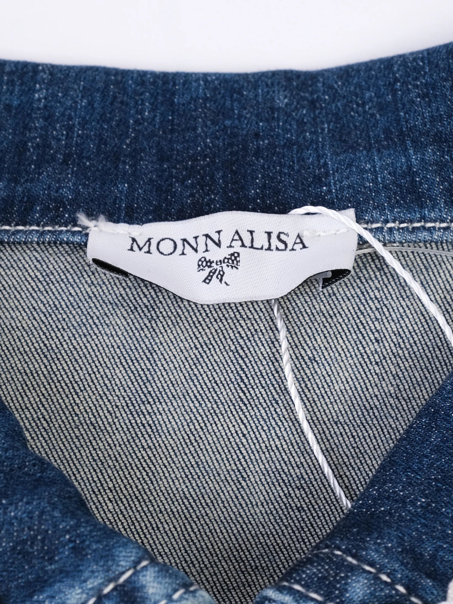 excellent monnalisa blue denim jacket with floral embroidery size 11
