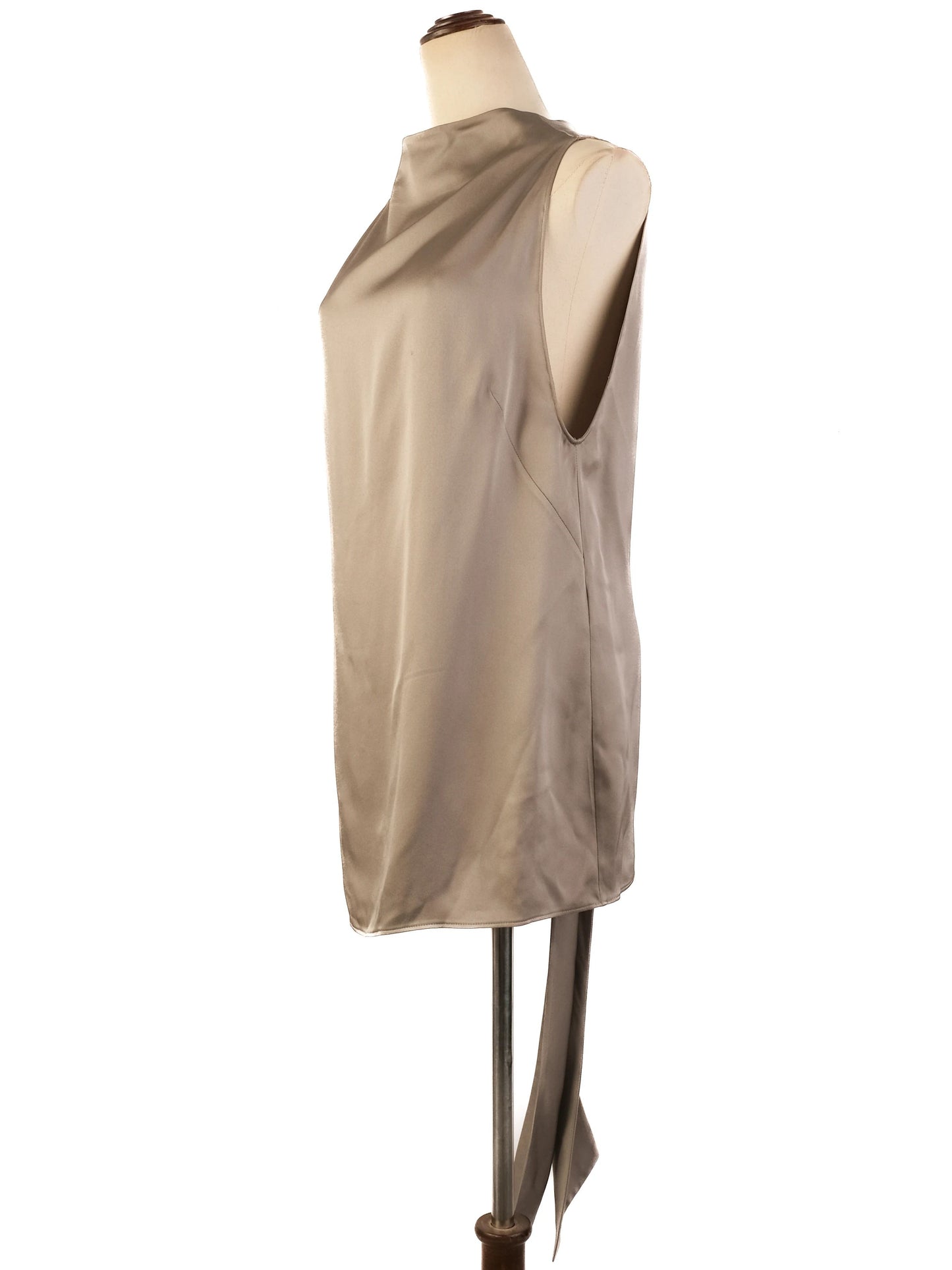 excellent tom ford gray silk top size l with open back detail