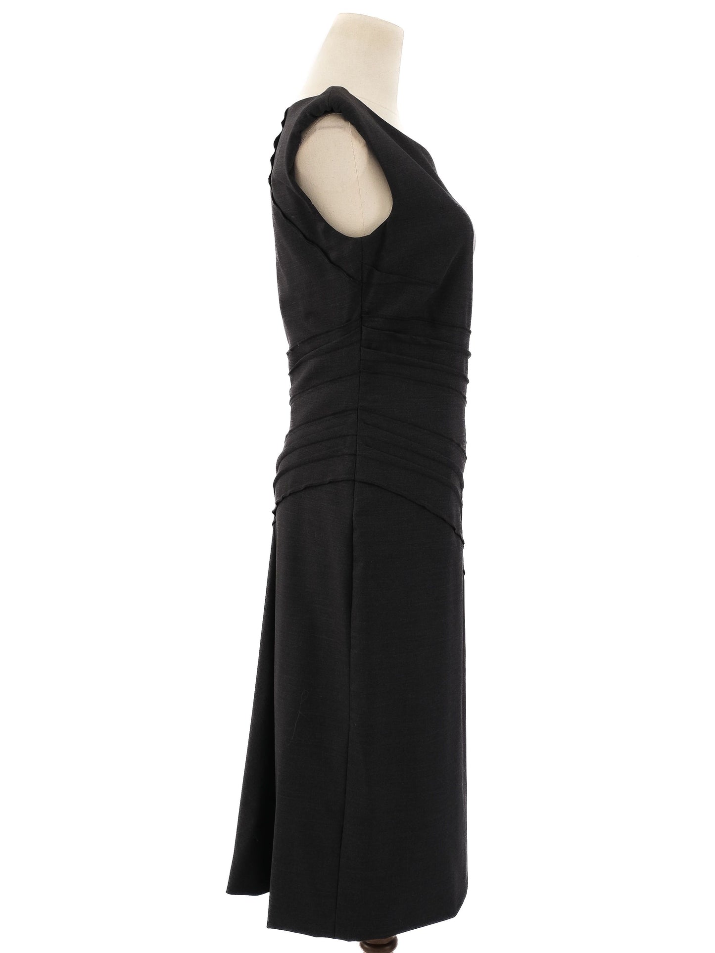 excellent alberta ferretti black wool mid-length dress size m