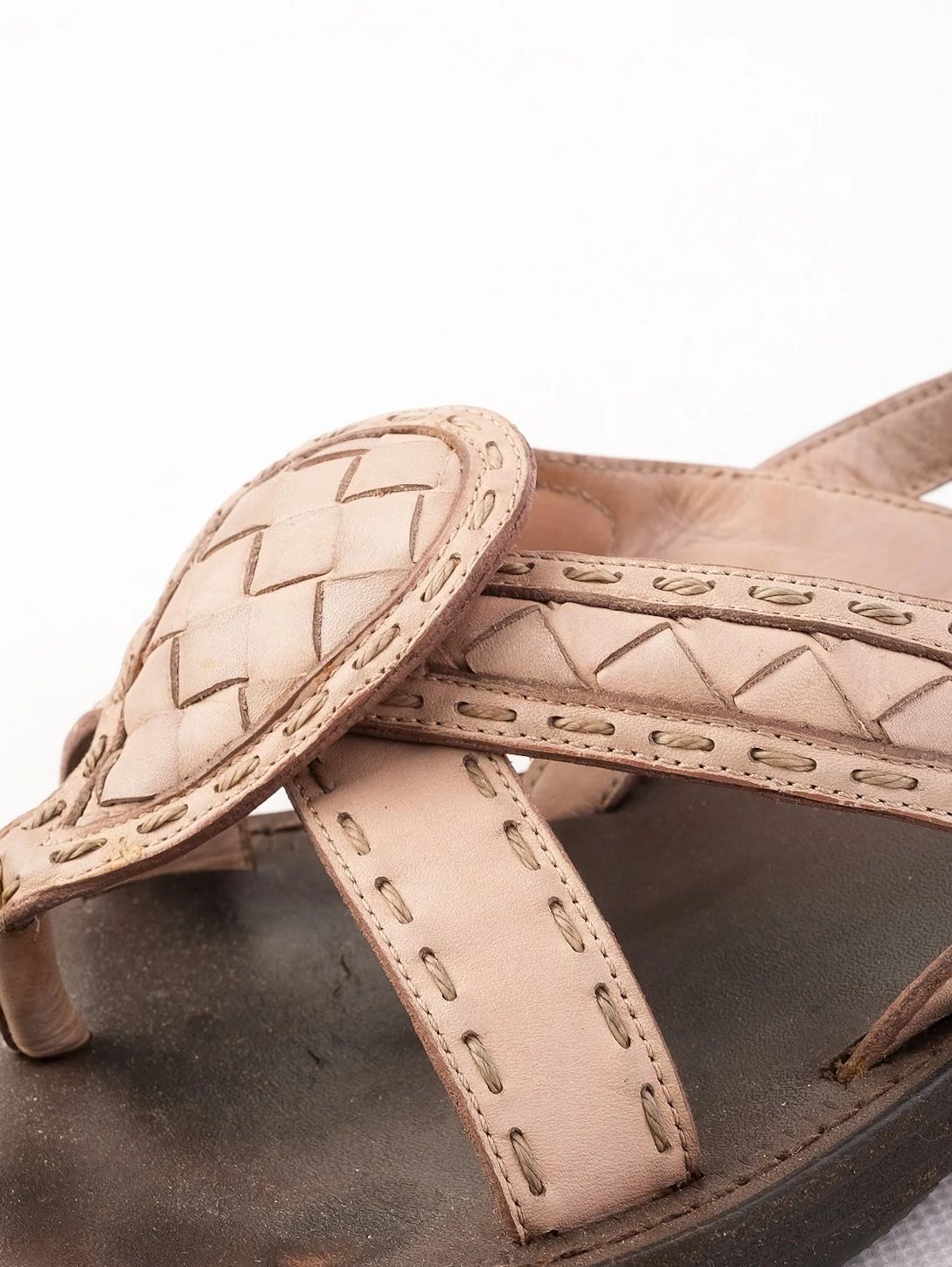 average bottega veneta brown leather sandals size 35 with buckle