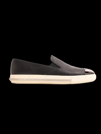 Excellent Miu Miu Black Leather Slip-On Shoes Size 40 with Metallic Toe Cap