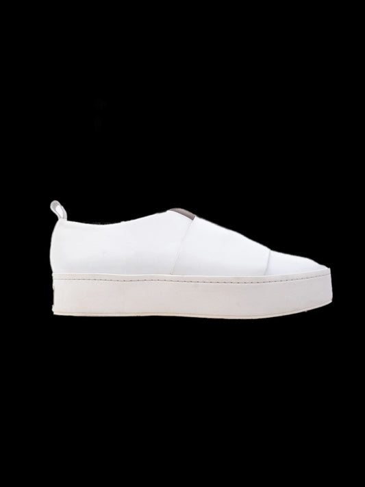 Excellent Vince White Leather Slip-On Sneakers Size 39 Women