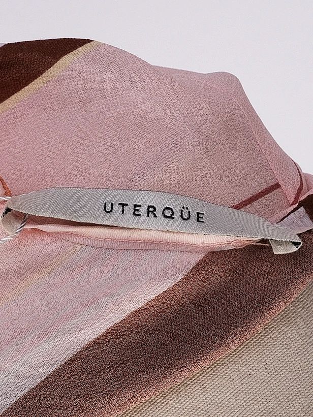 average condition uterque pink striped dress size s v-neck wide sleeves