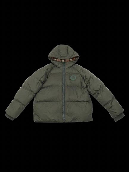 perfect burberry green puffer jacket for kids size 14