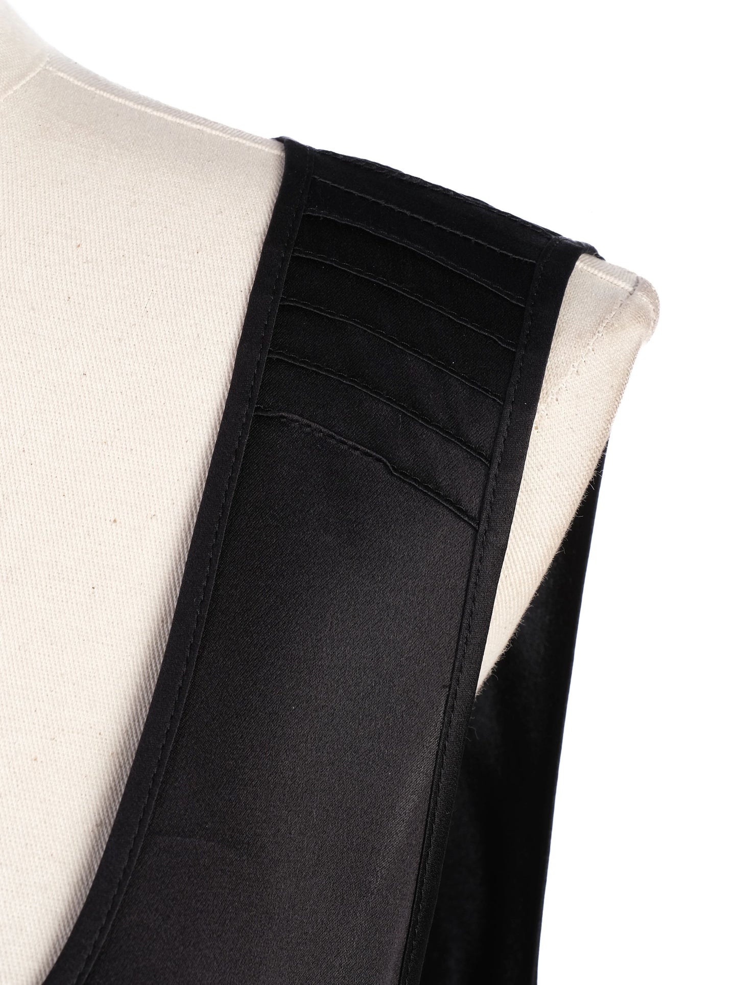excellent escada black silk sleeveless blouse size m