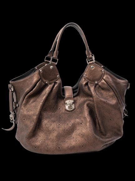 Excellent Louis Vuitton Orange Leather Handbag with Metal Hardware