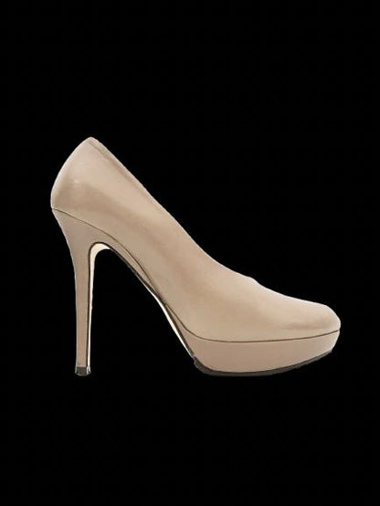 Excellent MaxCo Gray Leather High-Heeled Platform Shoes Size 38