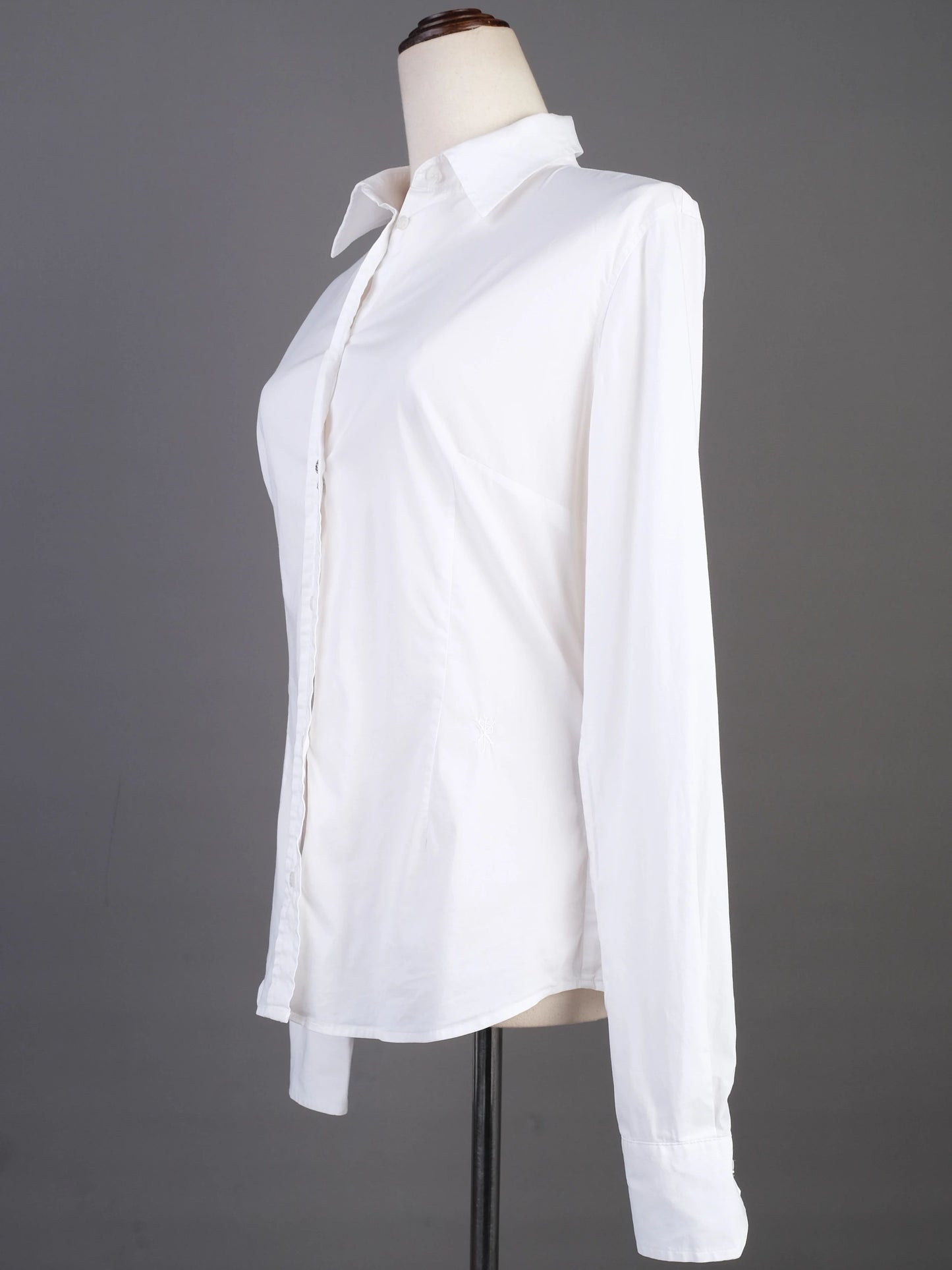 excellent richmond women's white long sleeve button-up shirt size l