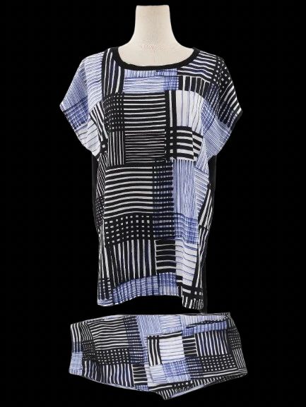 excellent dkny women's top m black white blue geometric pattern