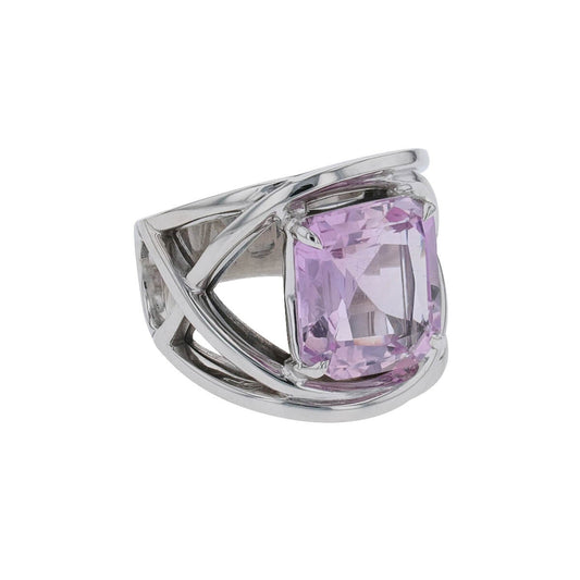 Pink topaze and gold ring