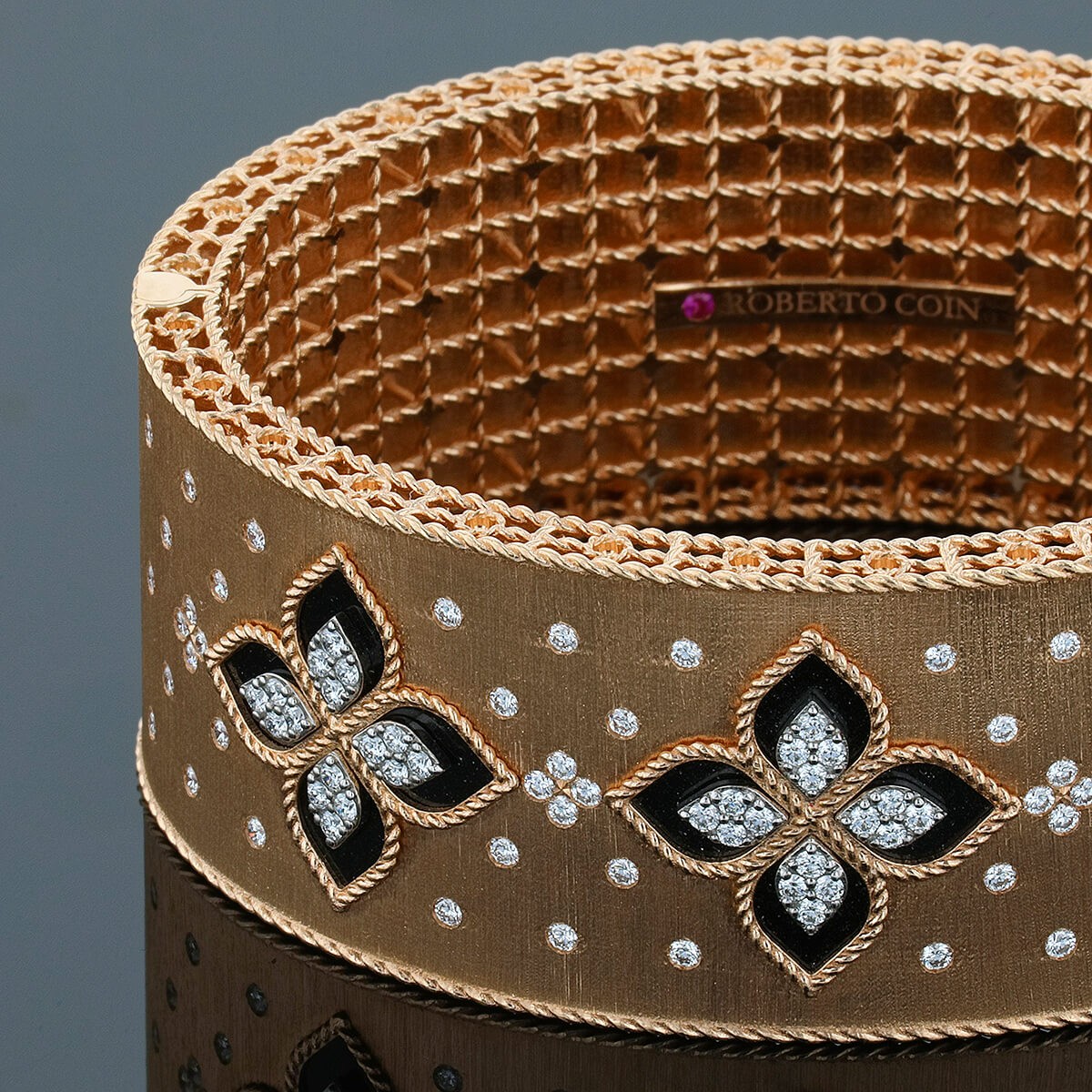 roberto coin princess flower diamonds, jade and gold bracelet