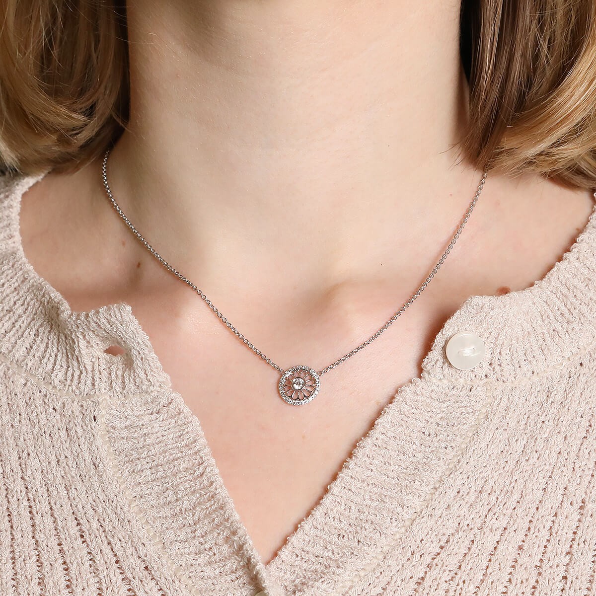 roberto coin rosette diamonds and gold necklace