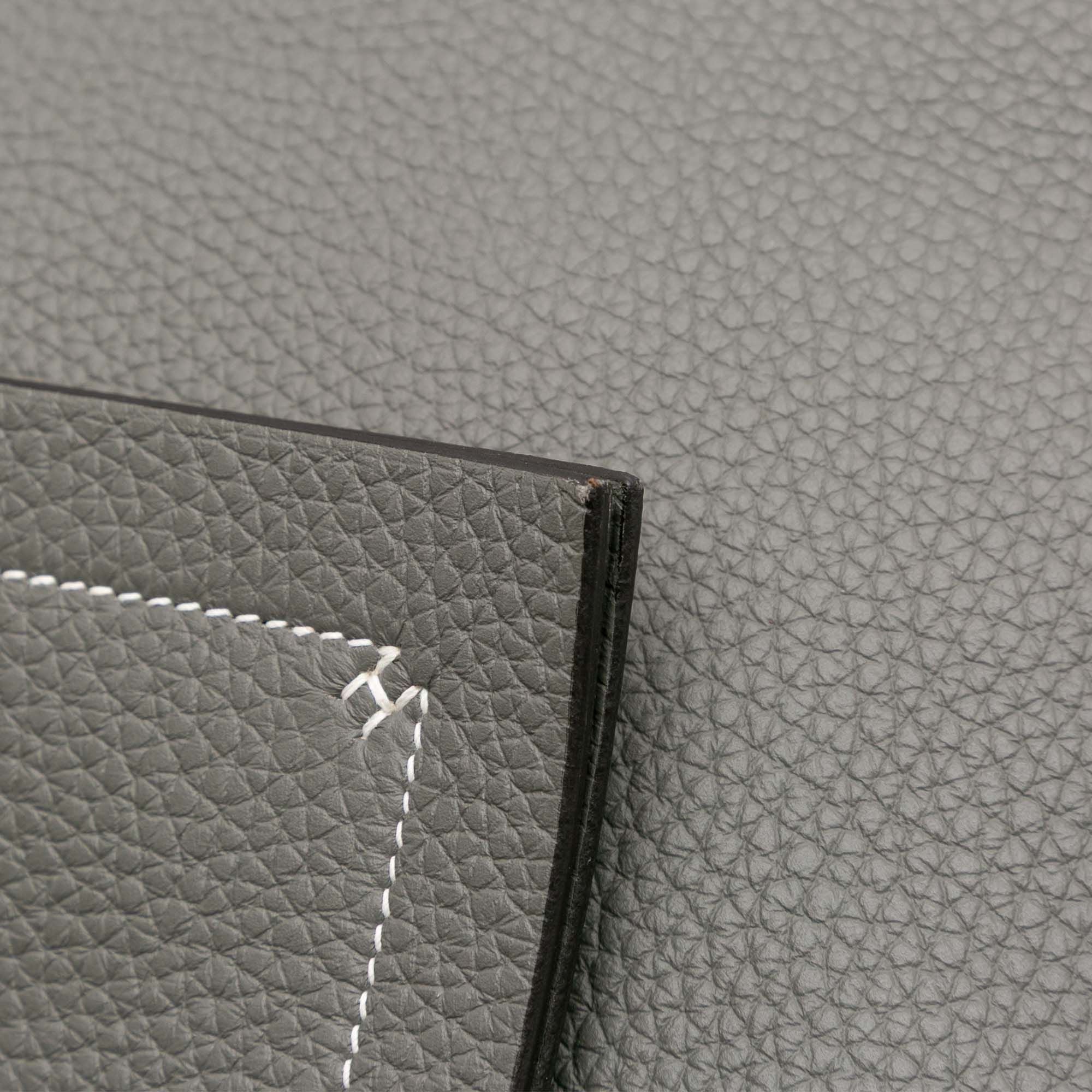 Herm�s Taurillon Clemence Cabasellier 46 Gray