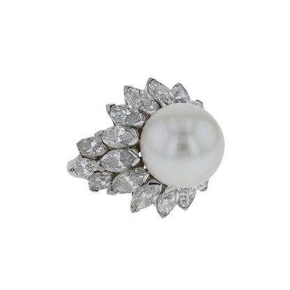 Van Cleef & Arpels cultured pearl, diamonds and platinum ring