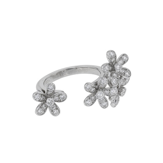 Van Cleef & Arpels Entre les Doigts Socrate diamonds and gold ring