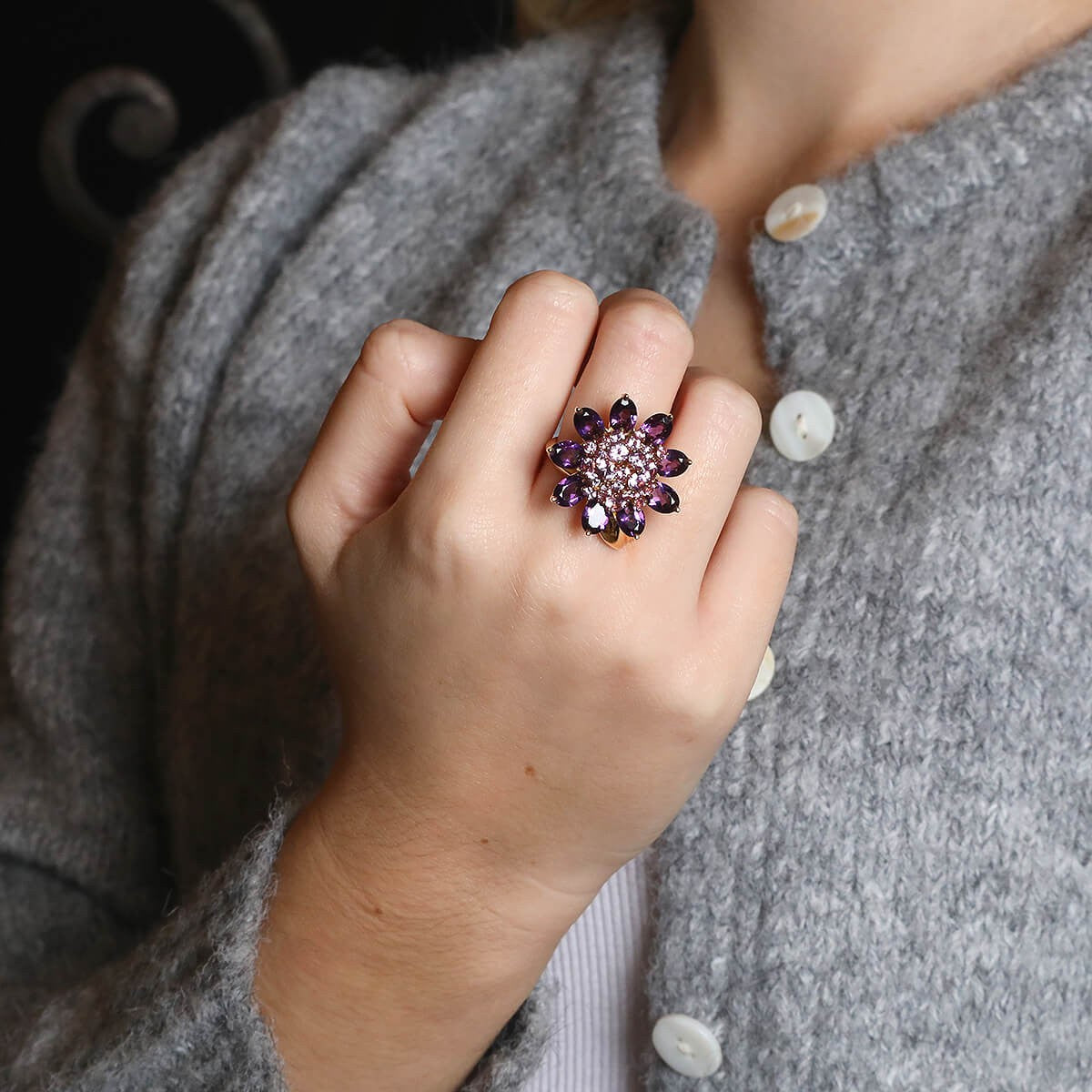 van cleef & arpels hawa• amethysts, pink sapphires and gold ring