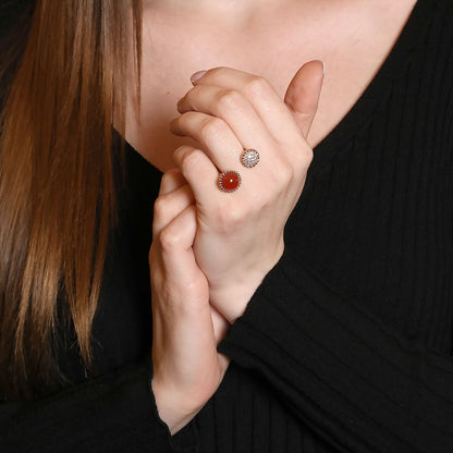 Van Cleef & Arpels Perlee Couleur cornaline, diamonds and gold ring