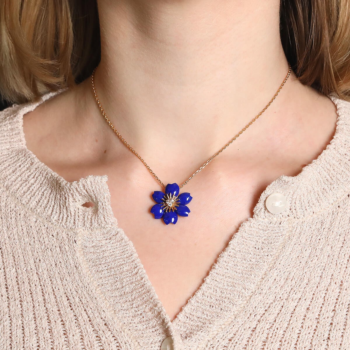 van cleef & arpels rose de no‘l lapis lazuli, diamonds and gold necklace